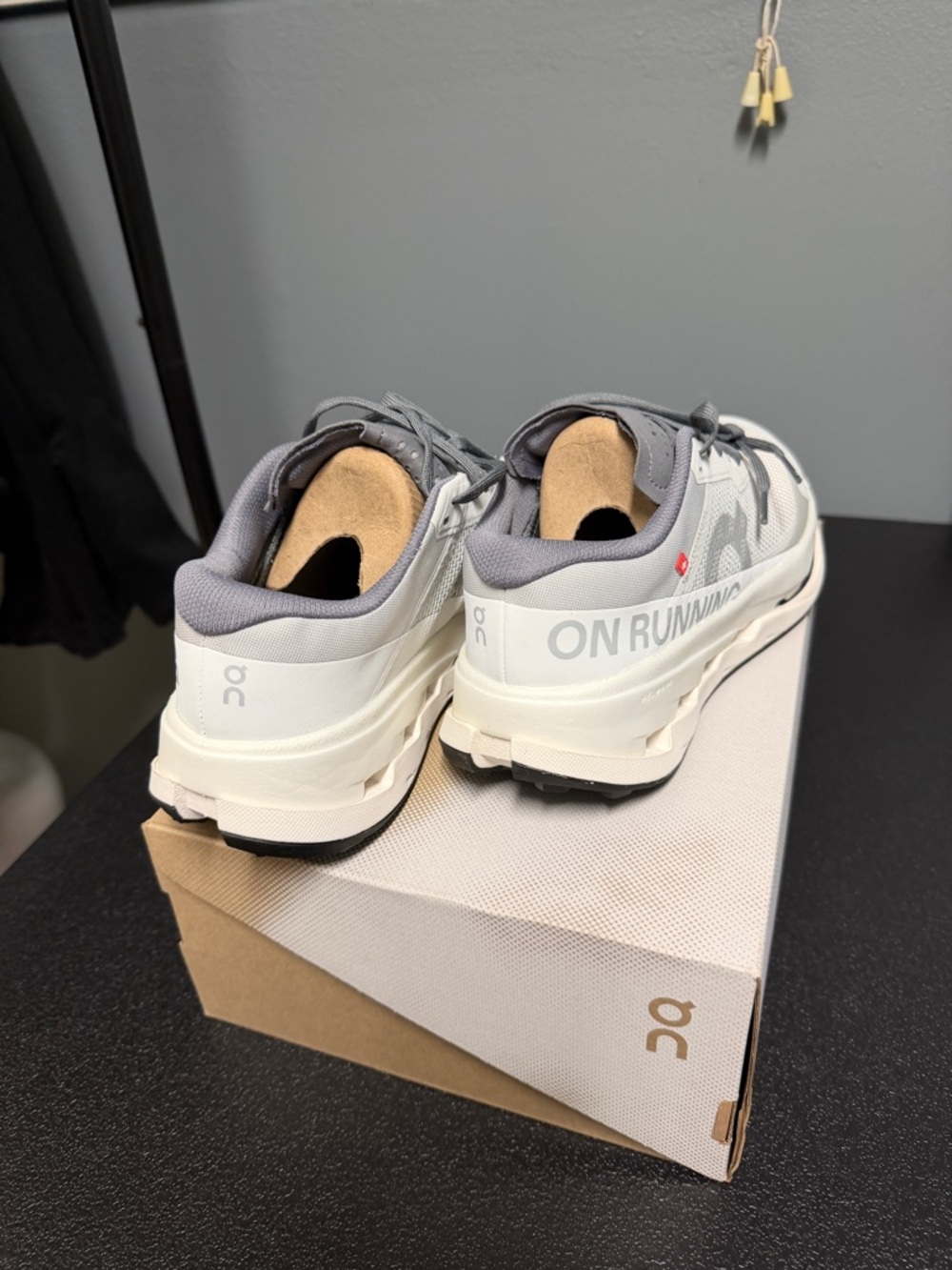 On Running Cloudultra 3 Box — Brown with White Label